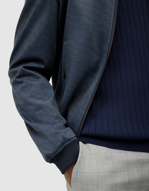 Politix - Curnin Check Performance Bomber