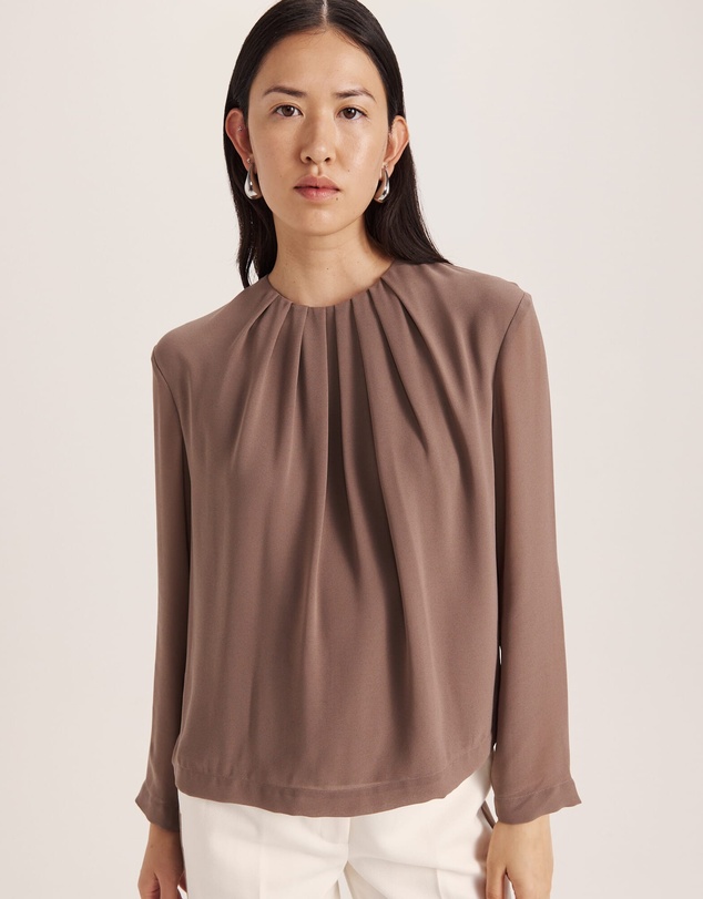 SABA - Willa Long Sleeve Tuck Detail Top