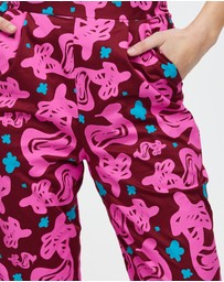 The Social Outfit - Straight Leg Pants - Storyteller