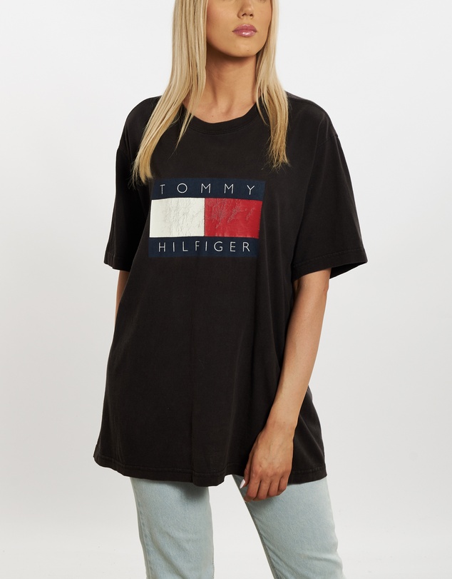 Vintage by The Real Deal - Pre Loved - 90s Tommy Hilfiger Tee