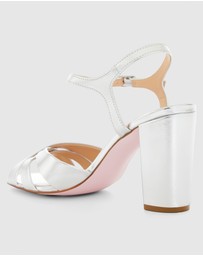 Pink Inc - Audrey