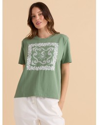 Betty Basics - Ellia Crew Tee