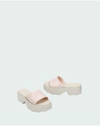 Melissa - Melissa Ella Slide