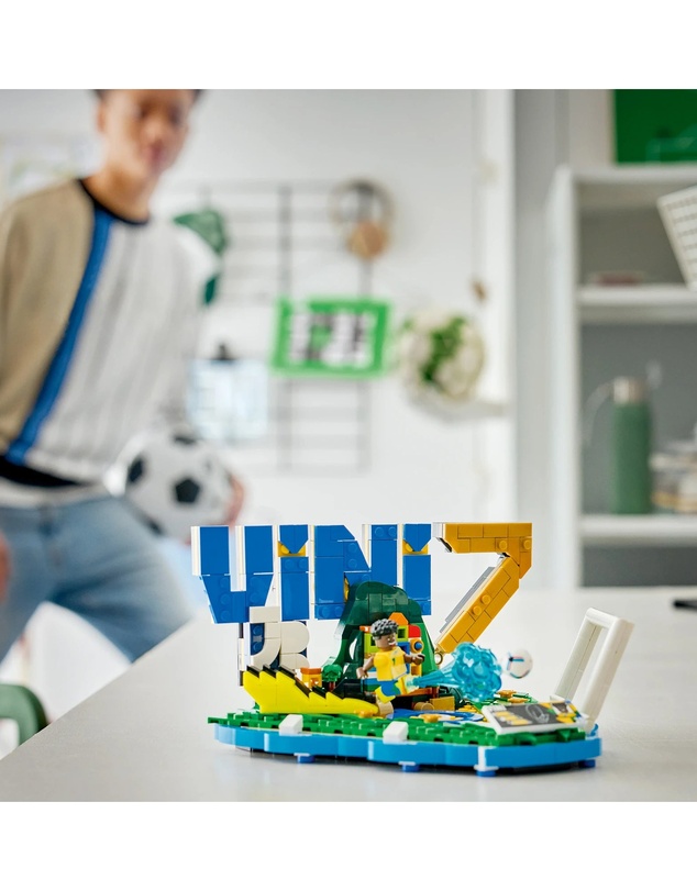 LEGO - 43027 Vini Jr Football Highlights