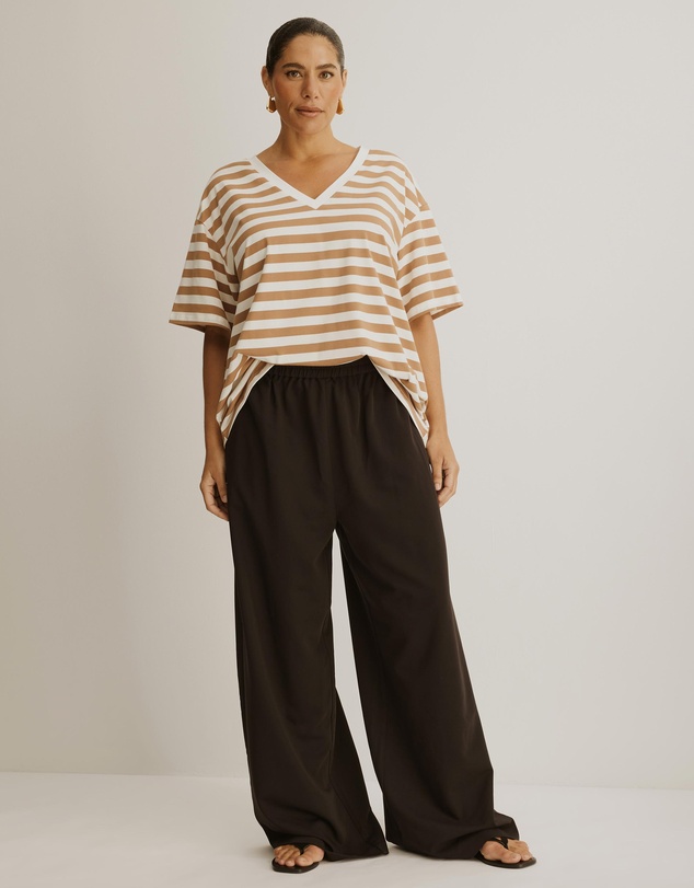 Atmos&Here Curvy - Jessica Striped V-Neck Relaxed Tee