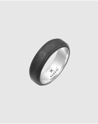 Kuzzoi - ICONIC EXCLUSIVE - Bevelled Band Ring in Oxidised 925 Sterling Silver