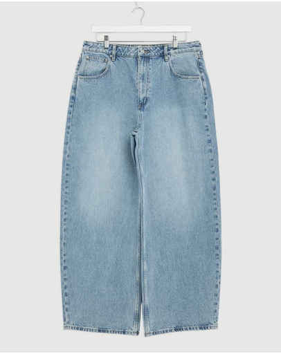 Revibe - Repaired Assembly Label Low Curve Mid Rise Jeans - Brand Sizing-33