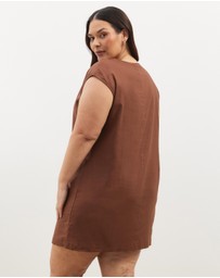 Atmos&Here Curvy - Tia Tie Front Linen Blend Mini Dress
