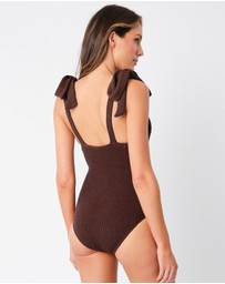 UNE PIECE - Crinkle Cut Square Neck One Piece Swimsuit