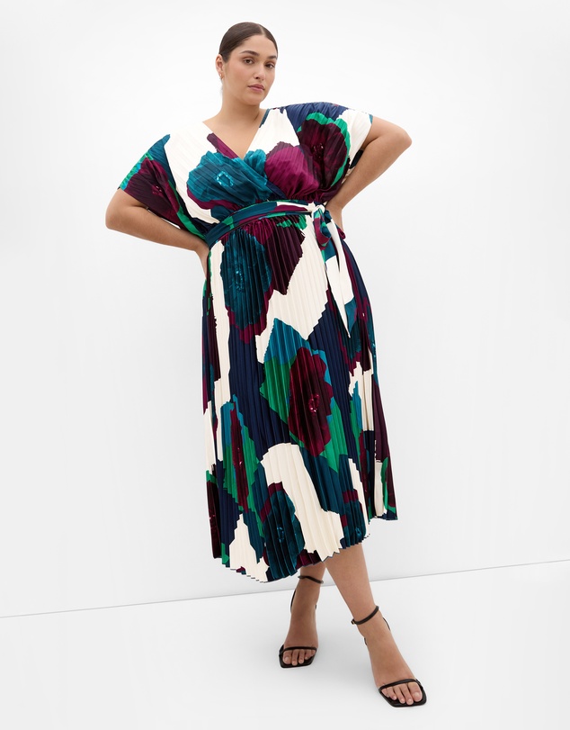 City Chic - Hailey Abstract Print Pleat Maxi Dress