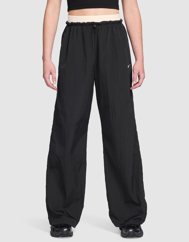 Nike - Nike Sportswear Parachute High Rise Pants