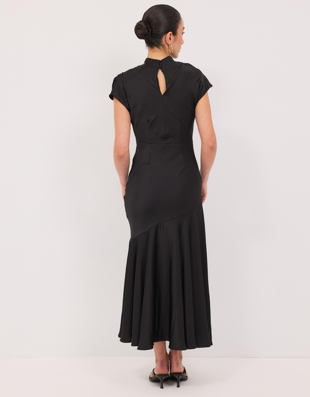 Calli - Easton Satin Midi Dress