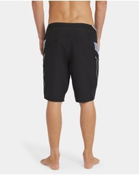 Volcom - Mens Team Mod 20