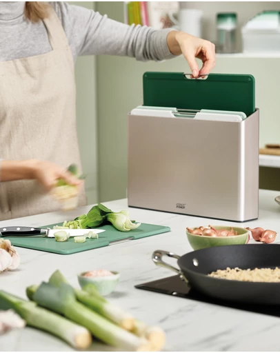 Joseph Joseph - Folio™ 4-piece Large Chopping Board Set with Storage Case - Editions (Sage)