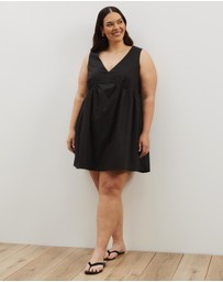 Atmos&Here Curvy - Louisa V-Neck Mini Dress