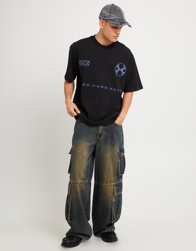 Standard - Viral T-Shirt
