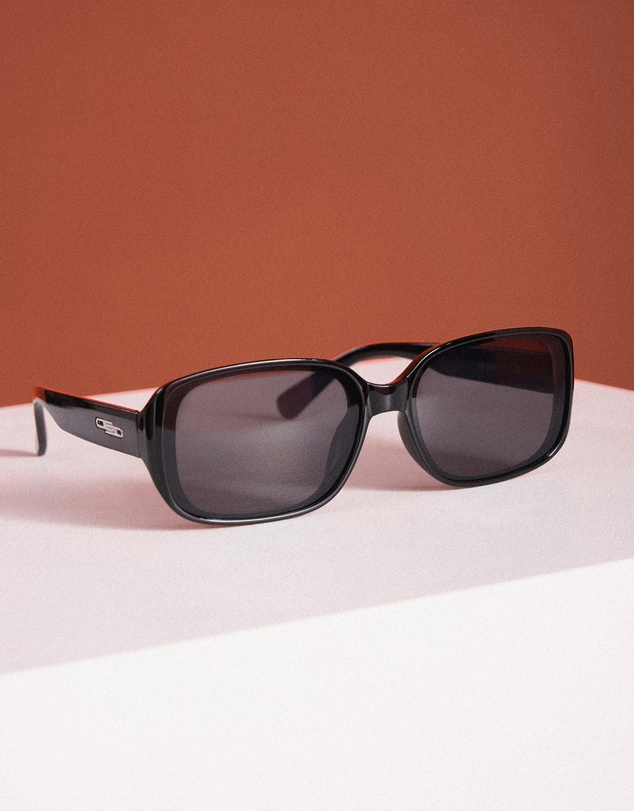 Azzurielle - Zoe Square Frame Sunglasses