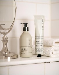 Larry King Haircare - Social Life Shampoo Bottle