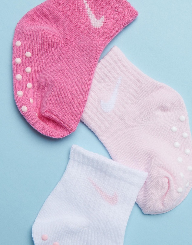 Nike - 3-Pack Core Swoosh No Slip Infant Ankle Socks - Babies