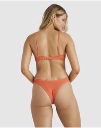 Billabong - Summer High Skimpy Hike Bikini Bottom