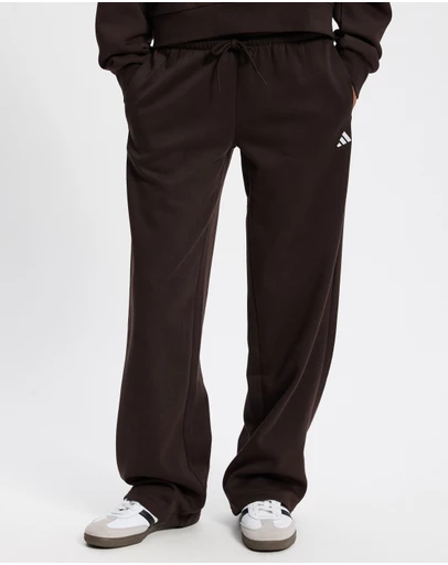 adidas Sportswear - Essentials Small Logo Feel Cozy Open-Hem Pants