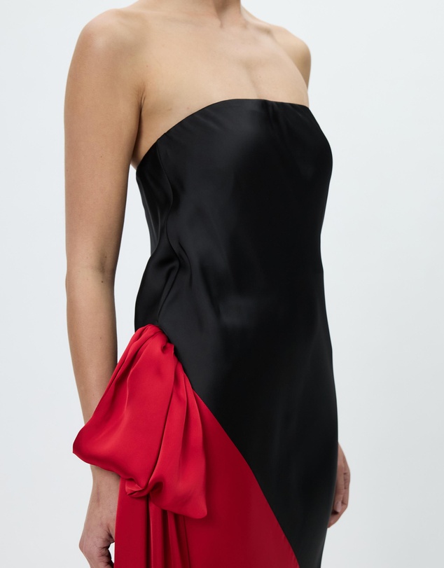 Norma Kamali - Spliced Bias Strapless Gown With Bow