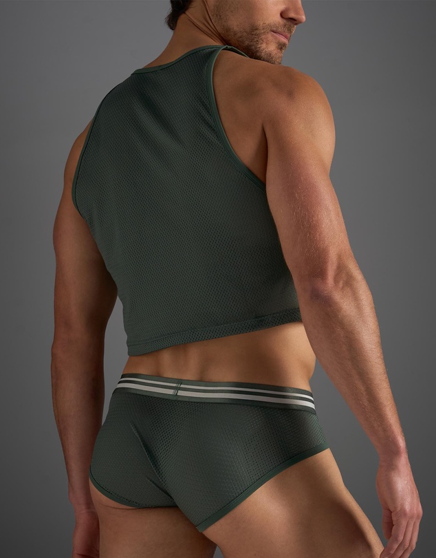 TEAMM8 - Racer Mesh Crop Singlet
