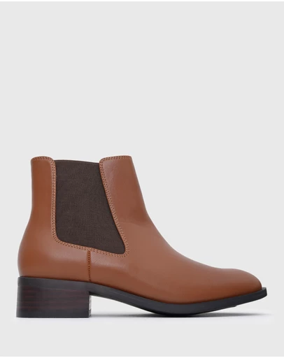 Betts - Wider Fit Edison Chelsea Boots