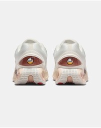 Nike - Air Max DN Tech Shoes - Women's