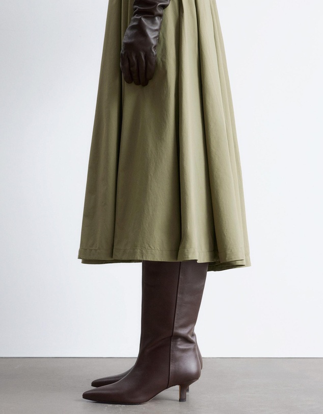 & Other Stories - Kitten Heel Leather Knee Boots