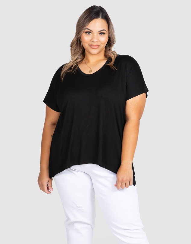 Love Your Wardrobe - Amira Extended Sleeve Swing Tee