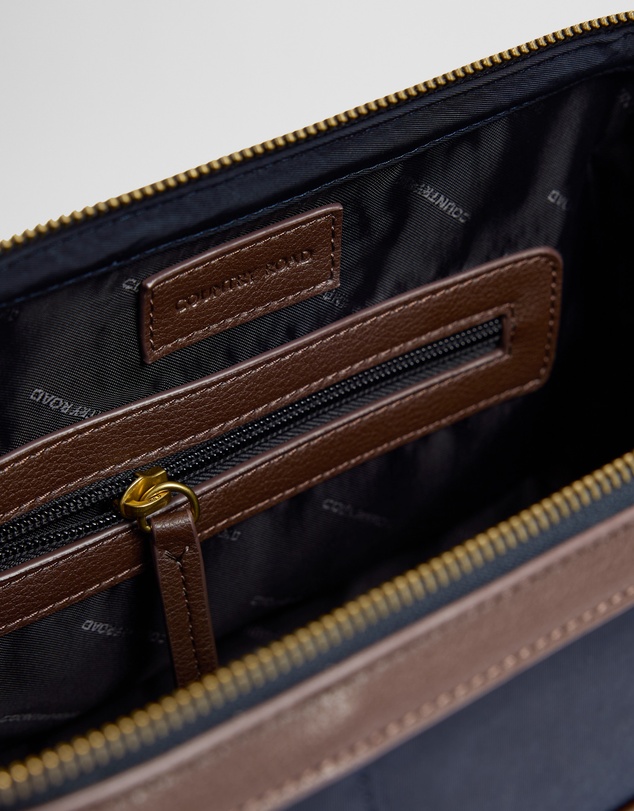 Country Road - Recycled Polyester Landon Washbag