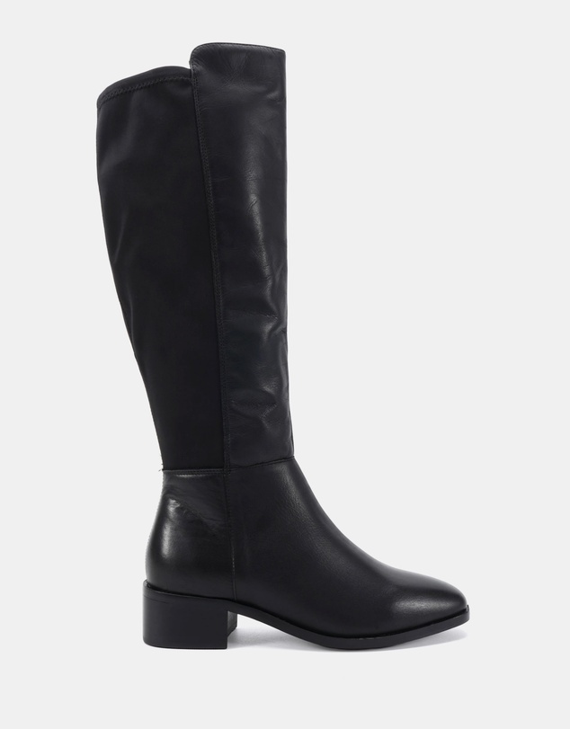 Clarks - Ember Black