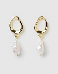 Izoa - Forbidden Earrings
