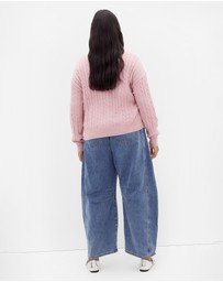 City Chic - Plus size Kenia Crew Neck Knit Jumper - pale pink