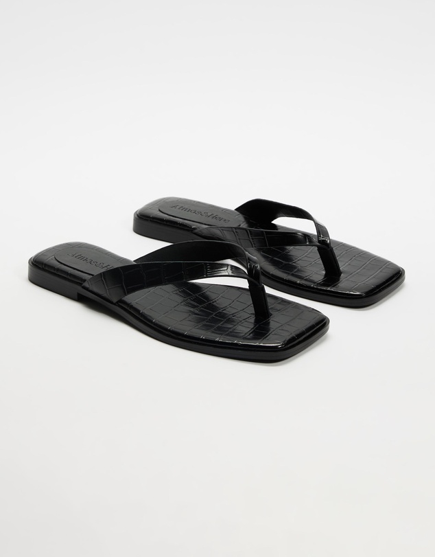 Atmos&Here - Capri Textured Square Toe Leather Thong Sandals