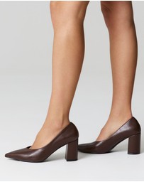 Verali - Elliot Block Heel Pumps