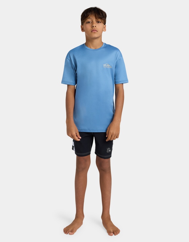 Quiksilver - Boys 8 to 16 Carbon Short Sleeve Rashguard
