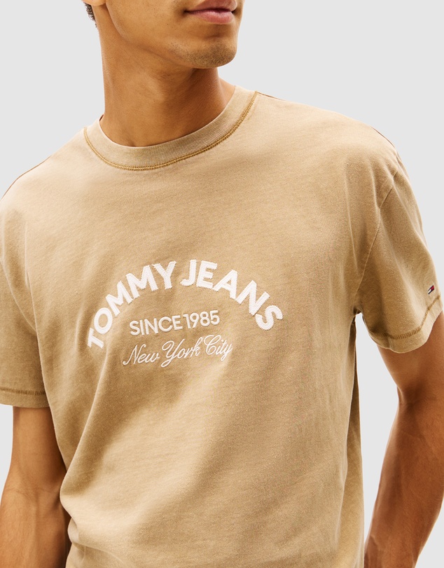 Tommy Jeans - Regular Center Arch SS T-Shirt