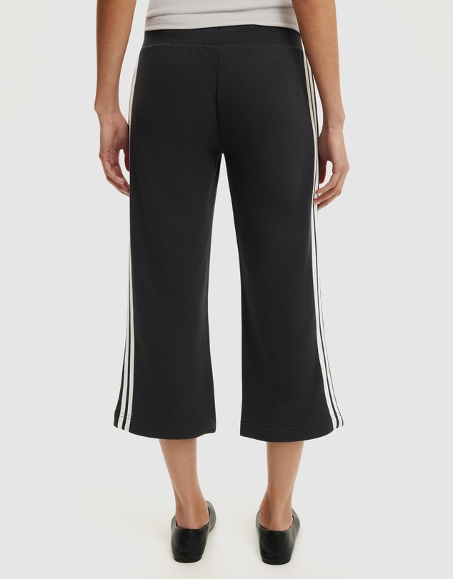 Cotton On - Capri Fleece Sweatpants