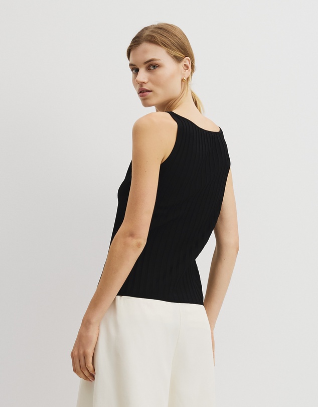 Country Road - V-neck Rib Detail Knit Tank