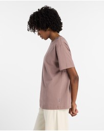 New Balance - Athletics Script T-Shirt