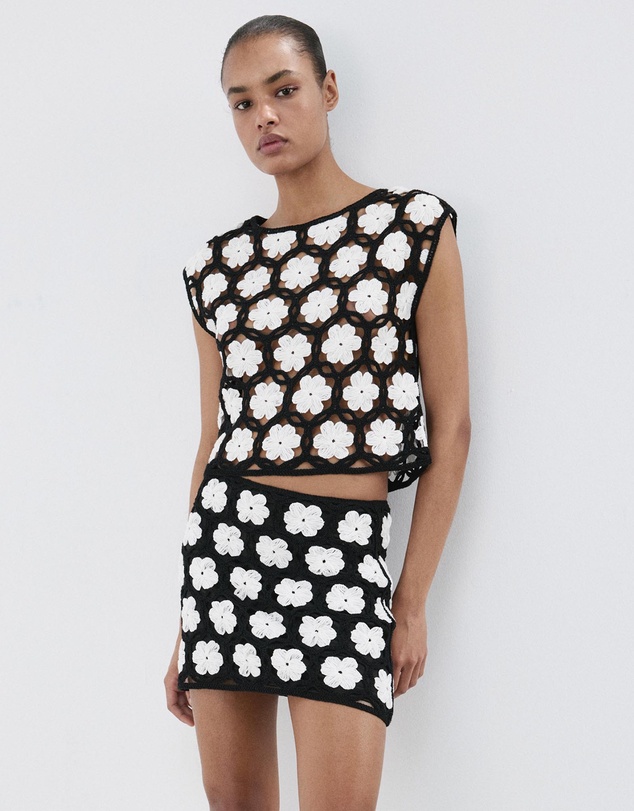 M.N.G - Crochet Floral Mini-Skirt