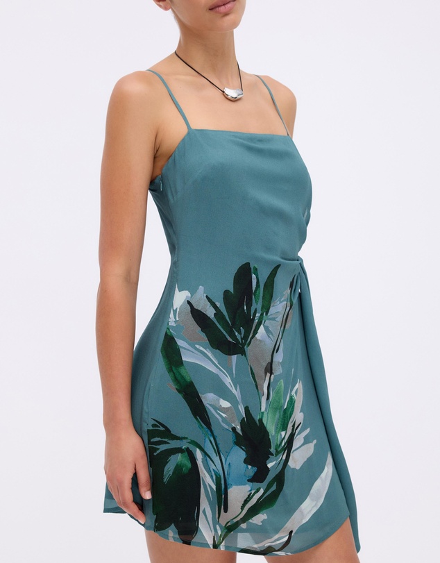 Minima Esenciales - Icehouse Floral Mini Dress