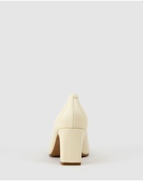 Edward Meller - CHANELLE65 Pump with Trim