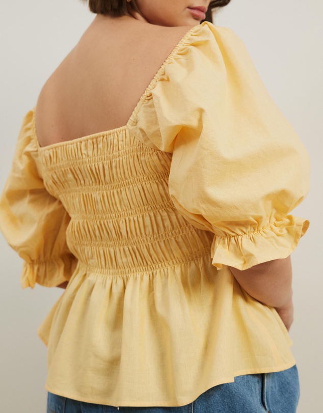 Atmos&Here Curvy - Elara Square Neck Peplum Blouse