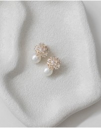 The White Collection - Ivy - Statement Gold Pearl Bridal Earrings