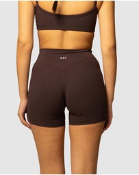 437 - The Essentials Shorts