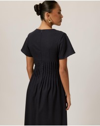 Tussah - Maysen Linen Blend Pintuck Midi Dress