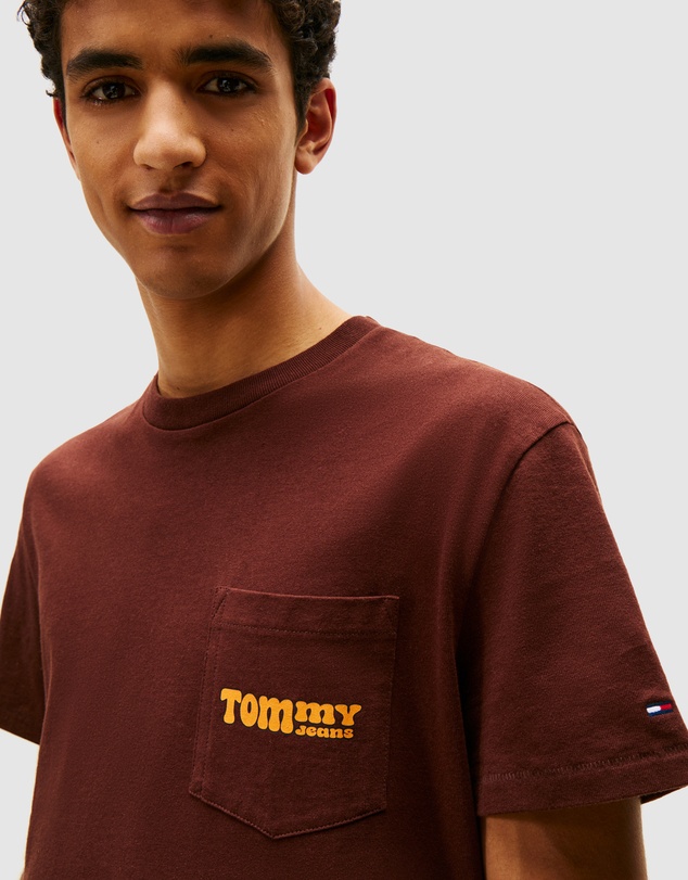 Tommy Jeans - Back Logo Slim Crew Neck T-Shirt